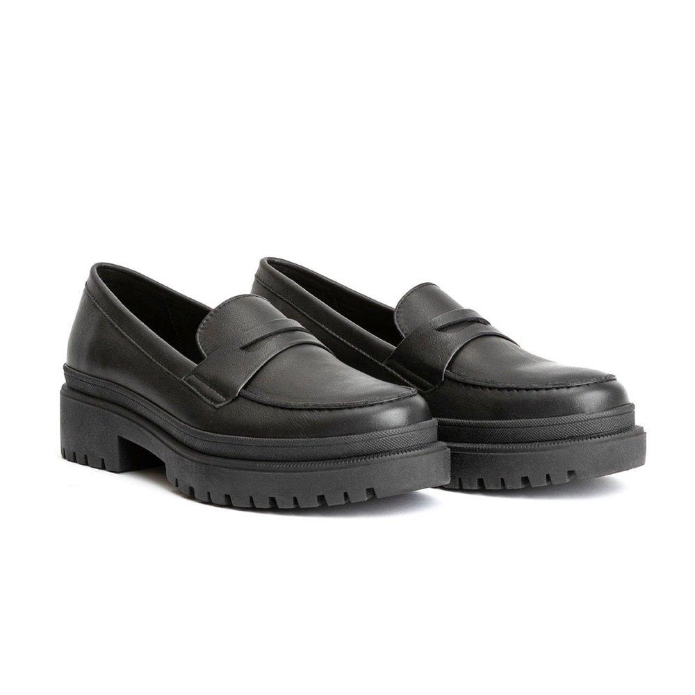 Portland Leather Black Loafers